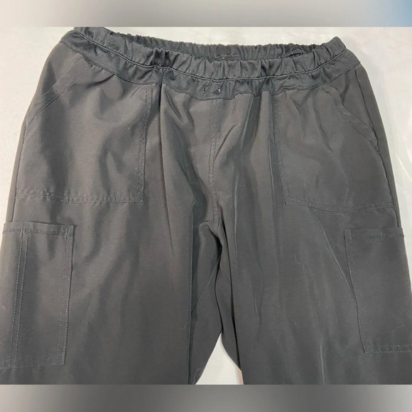 Womans ScrubStar / Black Scrubs - Picture 2 of 8